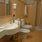 弗诺罗浪漫酒店 4*