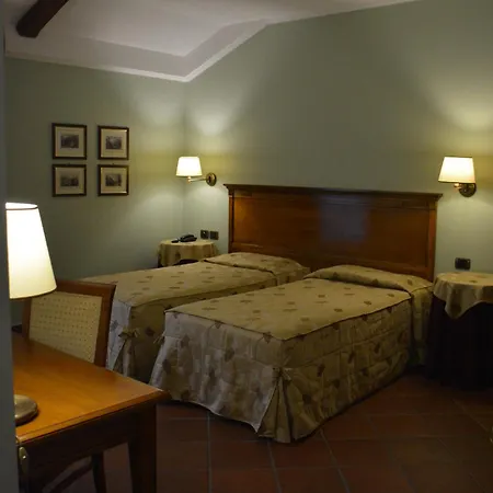 מלון Romantic Furno 4*