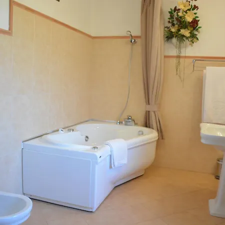 فندق Romantic Furno 4*