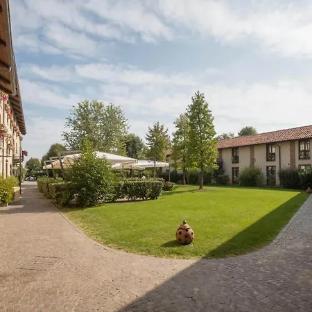 فندق Romantic Furno 4*