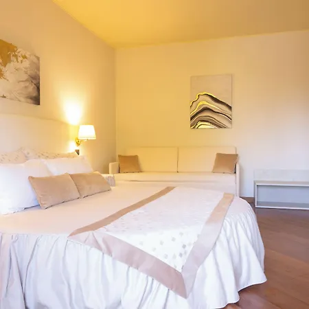 Romantic Furno 4*