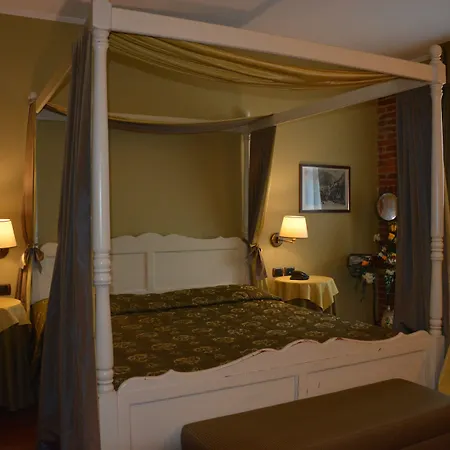 Romantic Furno 4*