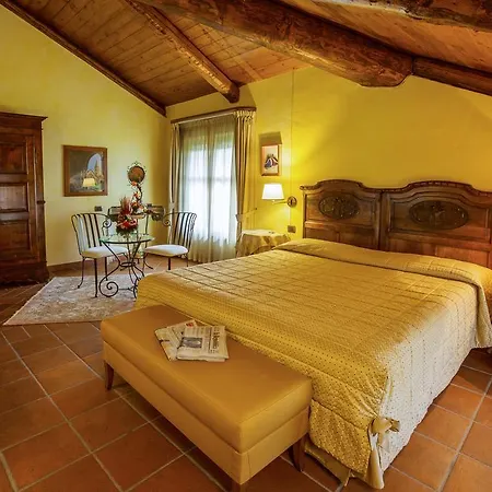 Romantic Furno 4*
