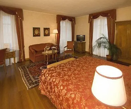 Romantic Furno 4* سان فرانشيسكو أل كامبو